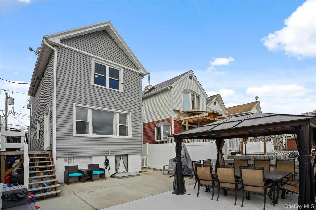 48 Gotham Avenue Brooklyn NY 11229