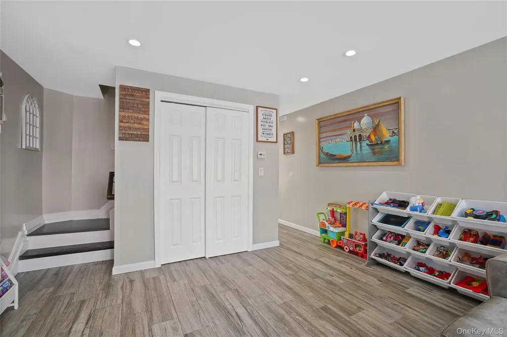 48 Gotham Avenue Brooklyn NY 11229