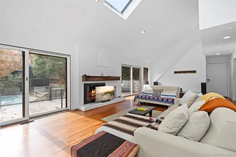 23 Scrimshaw Lane Amagansett NY 11930