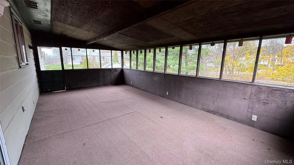 107 Noxon Road Poughkeepsie NY 12603