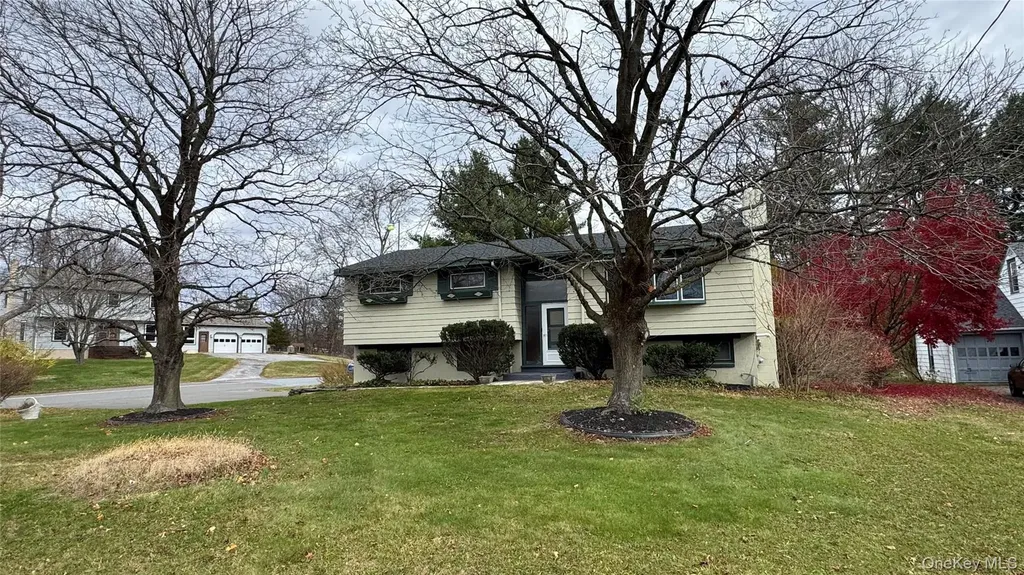 107 Noxon Road Poughkeepsie NY 12603