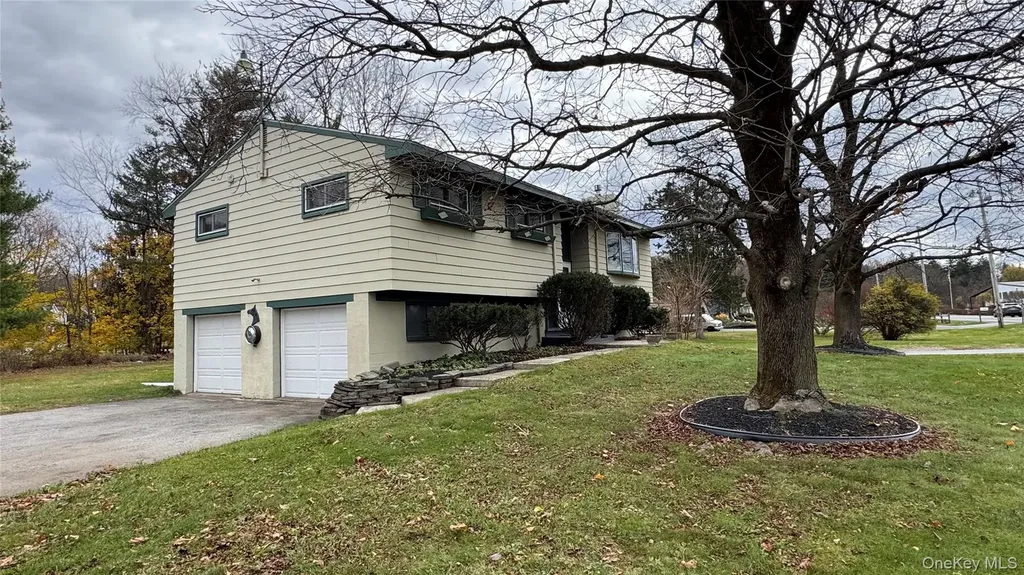107 Noxon Road Poughkeepsie NY 12603