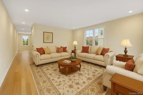 207 Grand Street Mamaroneck NY 10543