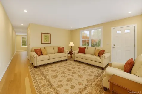 207 Grand Street Mamaroneck NY 10543