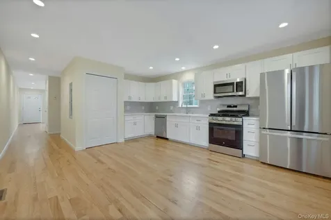 207 Grand Street Mamaroneck NY 10543