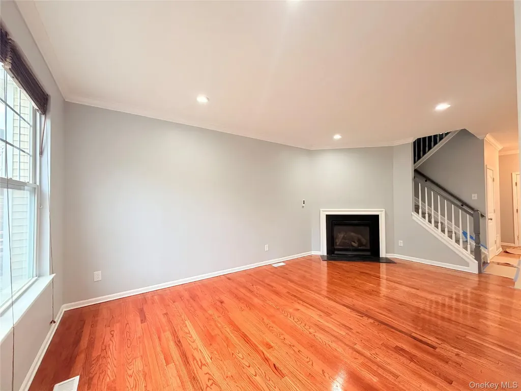 4 Avoncroft Lane Middletown NY 10940