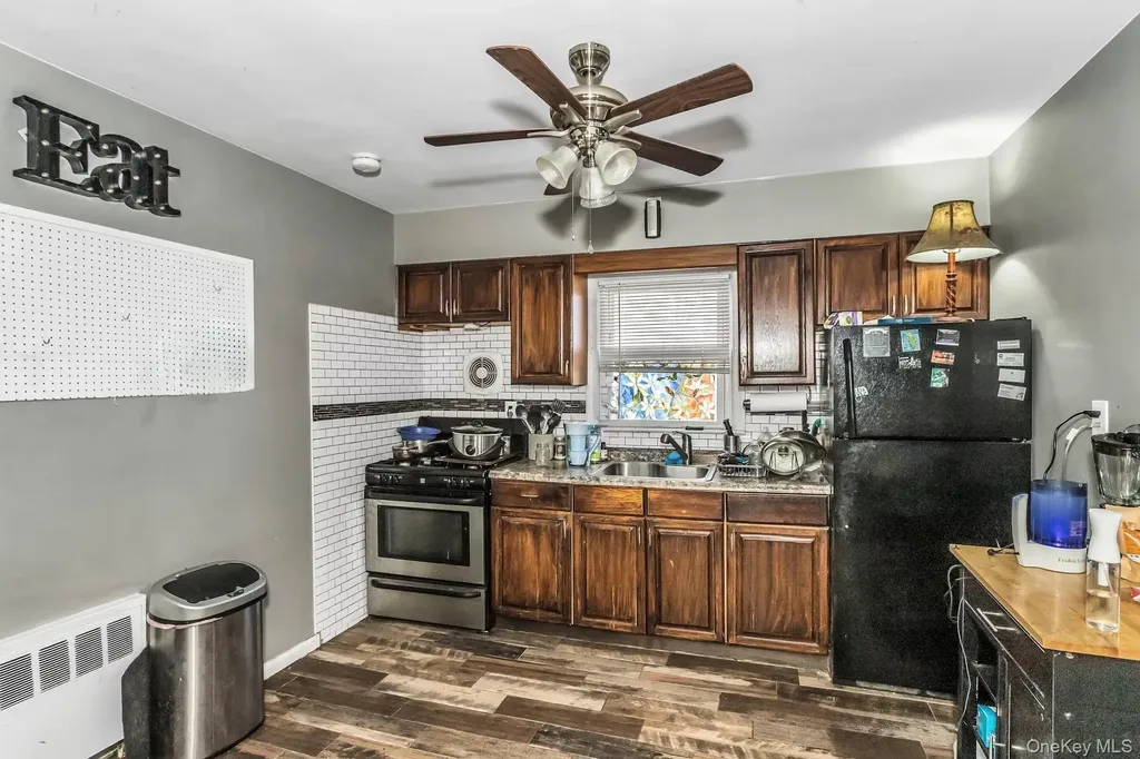 1316 12th Street West Babylon NY 11704