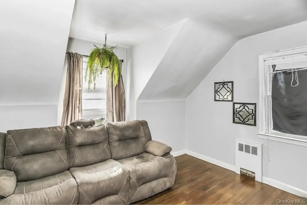 1316 12th Street West Babylon NY 11704