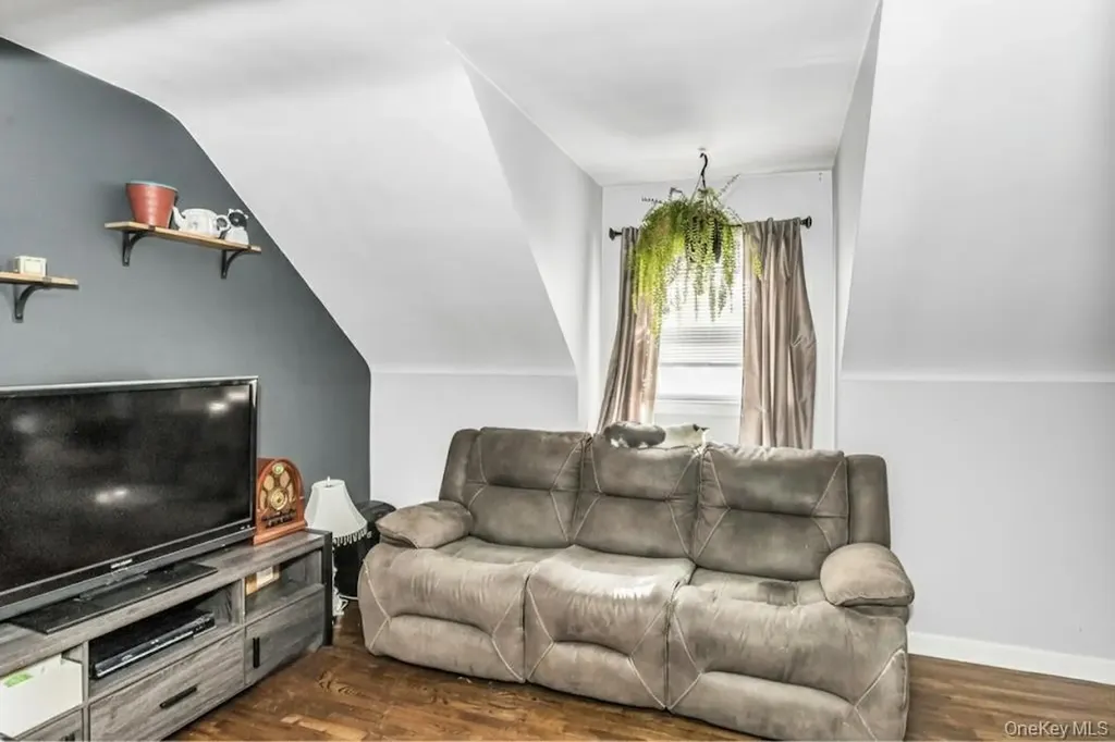 1316 12th Street West Babylon NY 11704