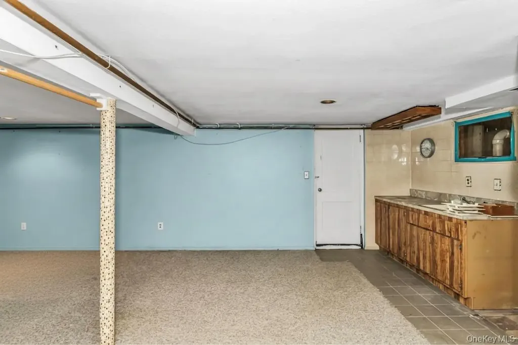 1316 12th Street West Babylon NY 11704