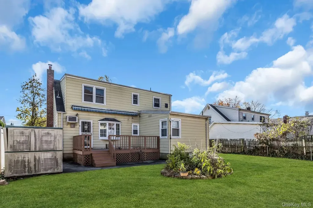 1316 12th Street West Babylon NY 11704