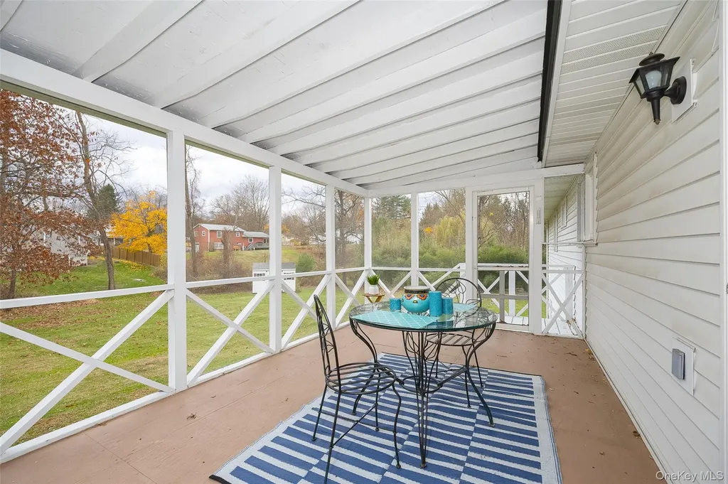 13 Chestnut Street Red Hook NY 12571