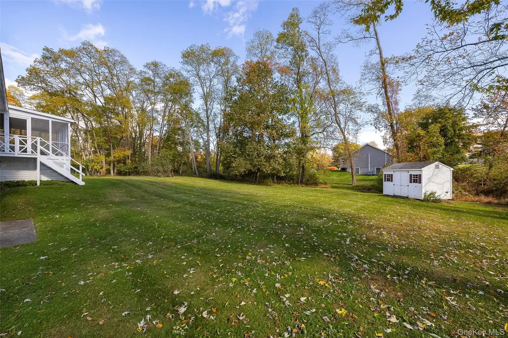 13 Chestnut Street Red Hook NY 12571