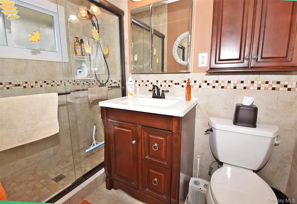 49 Cutter Lane Levittown NY 11756