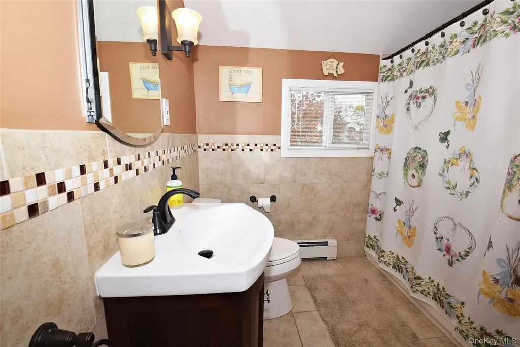 49 Cutter Lane Levittown NY 11756