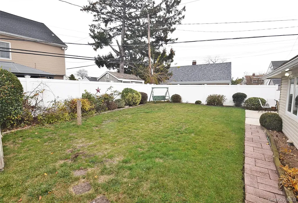 49 Cutter Lane Levittown NY 11756