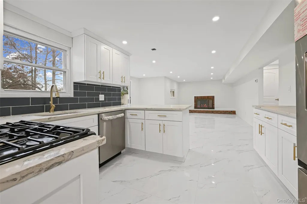 42 Holiday Park Drive Centereach NY 11720