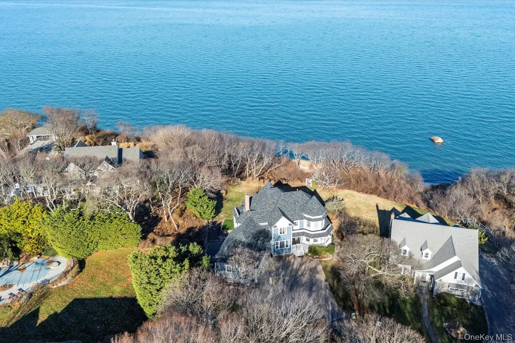 150 Landing Lane Baiting Hollow NY 11933