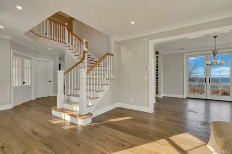 150 Landing Lane Baiting Hollow NY 11933