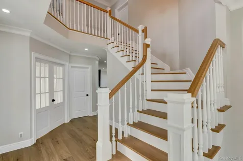 150 Landing Lane Baiting Hollow NY 11933