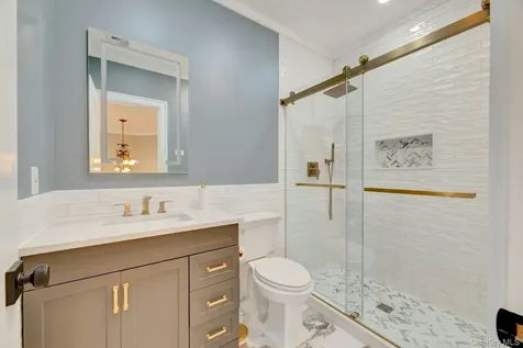 150 Landing Lane Baiting Hollow NY 11933