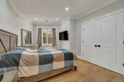 150 Landing Lane Baiting Hollow NY 11933