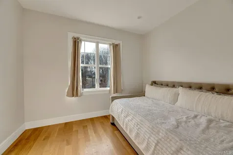 150 Landing Lane Baiting Hollow NY 11933