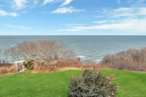 150 Landing Lane Baiting Hollow NY 11933