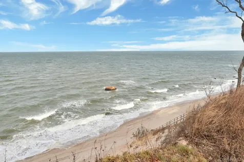 150 Landing Lane Baiting Hollow NY 11933