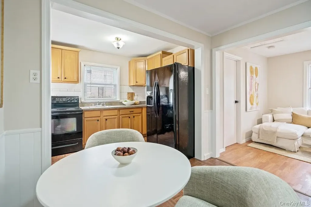 42 Mayfield Drive Mastic Beach NY 11951