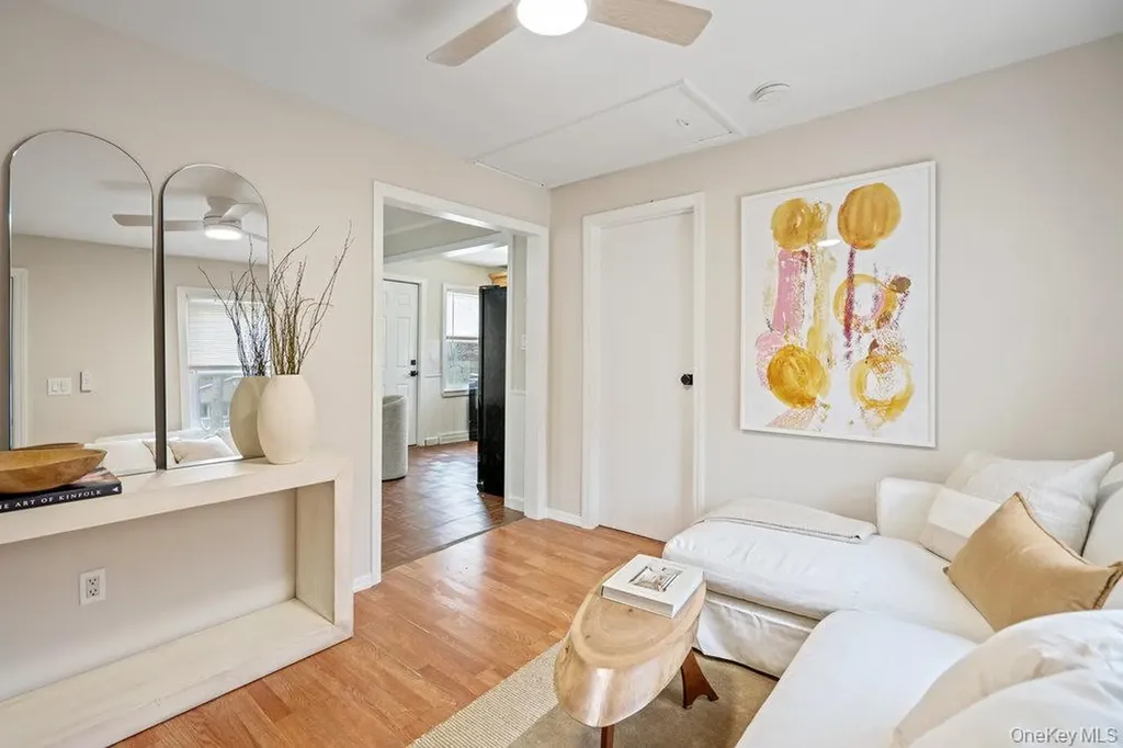 42 Mayfield Drive Mastic Beach NY 11951