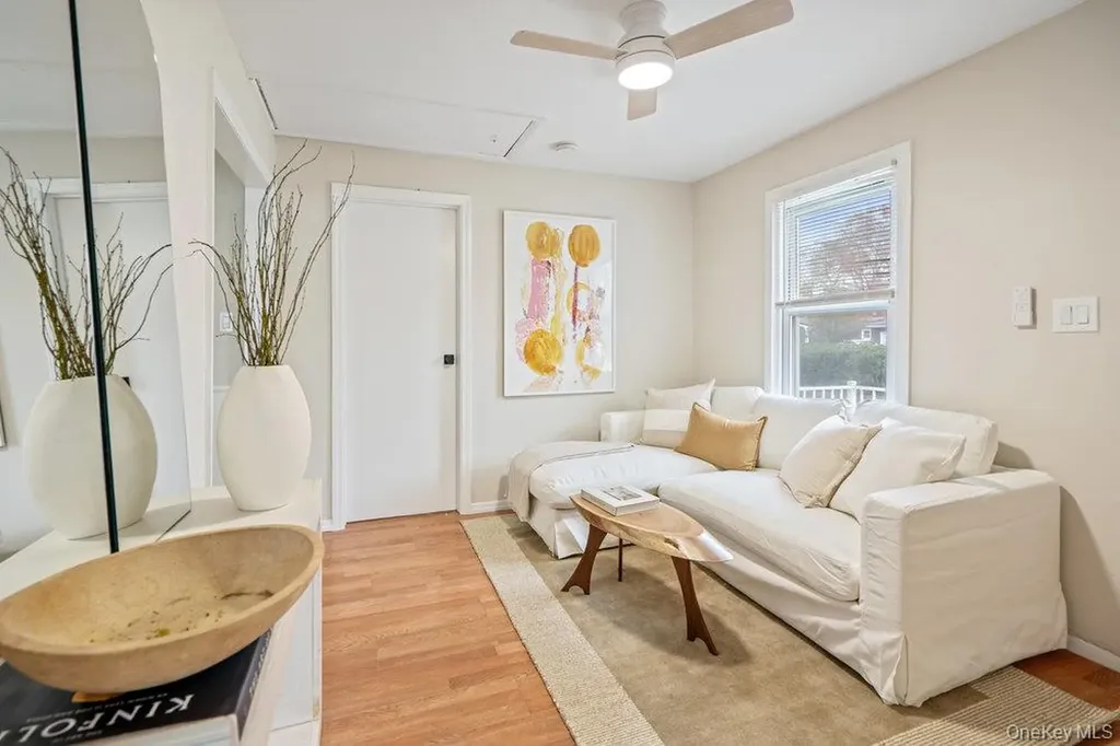 42 Mayfield Drive Mastic Beach NY 11951