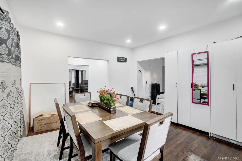 810 Wallace Avenue Baldwin NY 11510