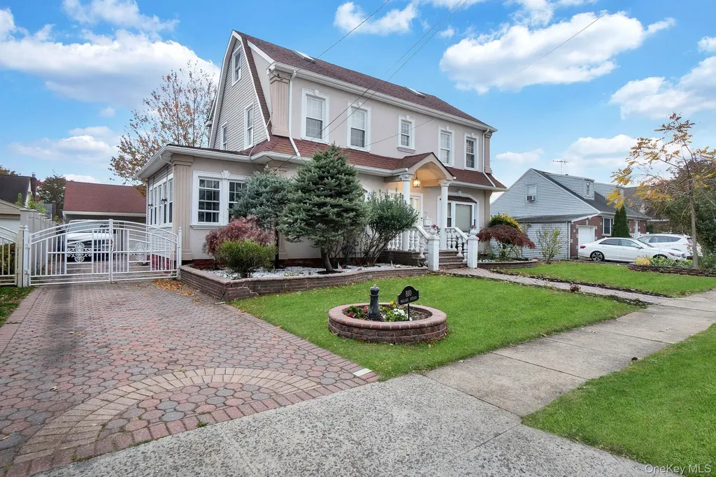 810 Wallace Avenue Baldwin NY 11510