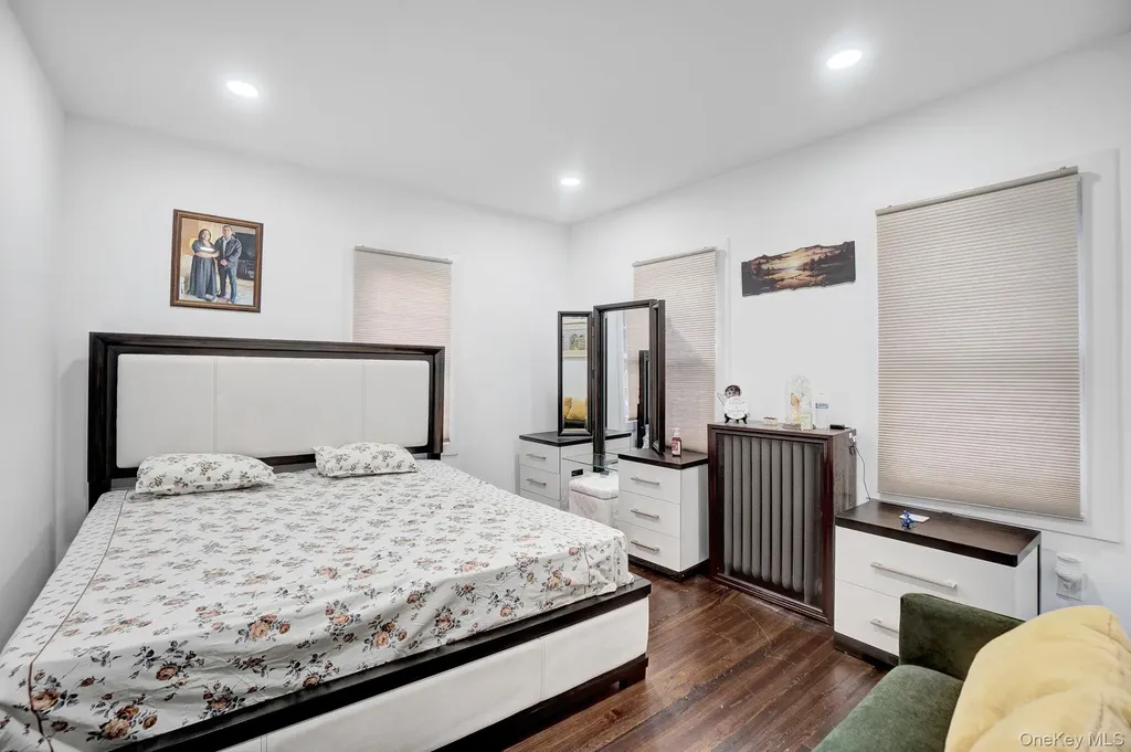 810 Wallace Avenue Baldwin NY 11510