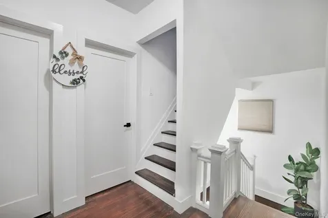 810 Wallace Avenue Baldwin NY 11510