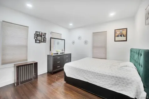 810 Wallace Avenue Baldwin NY 11510