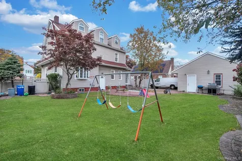 810 Wallace Avenue Baldwin NY 11510