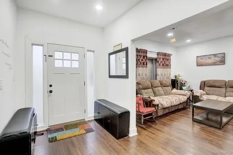 810 Wallace Avenue Baldwin NY 11510