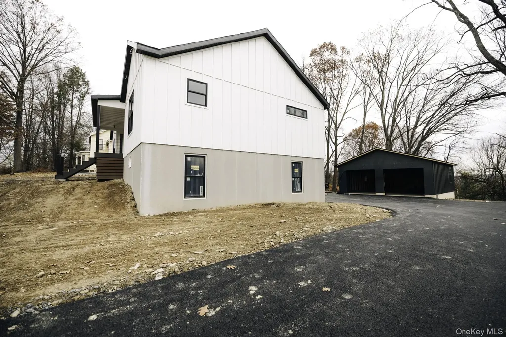 42 Sands Avenue Milton NY 12547