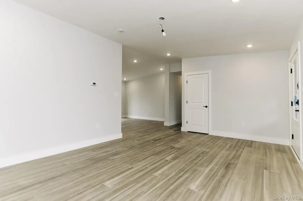 42 Sands Avenue Milton NY 12547