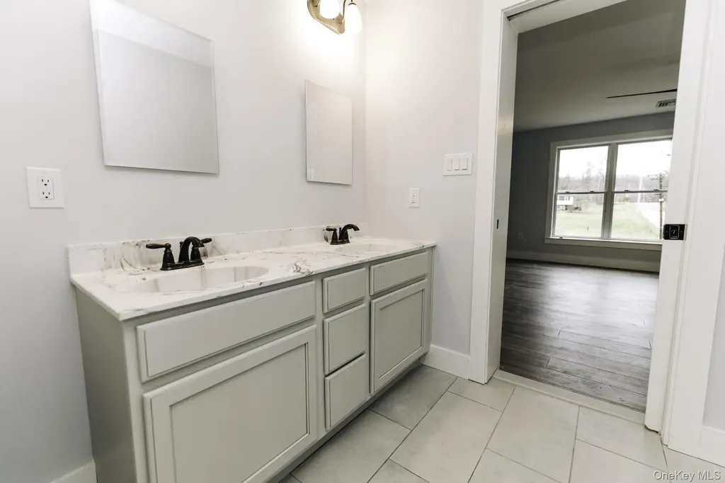 42 Sands Avenue Milton NY 12547