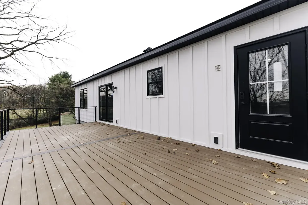 42 Sands Avenue Milton NY 12547