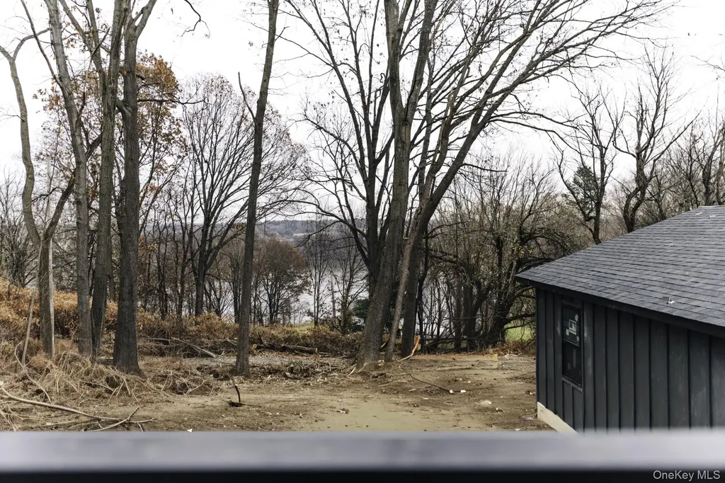 42 Sands Avenue Milton NY 12547