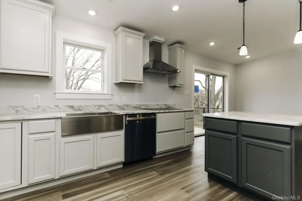 42 Sands Avenue Milton NY 12547