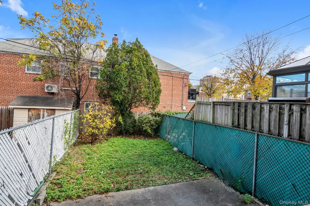 1276 Edison Avenue Bronx NY 10461