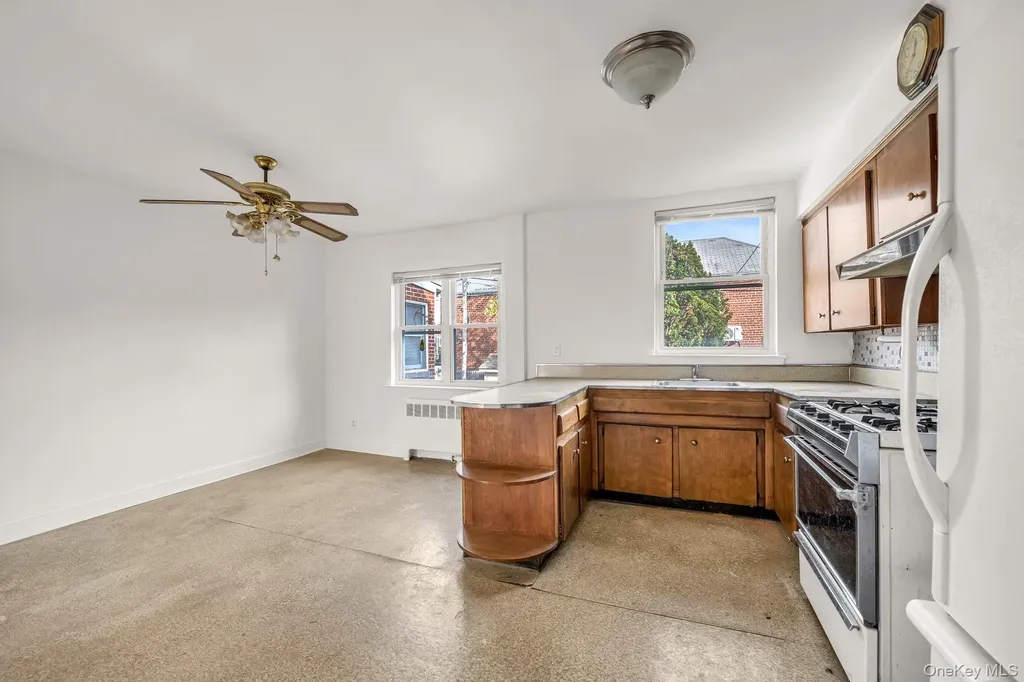 1276 Edison Avenue Bronx NY 10461
