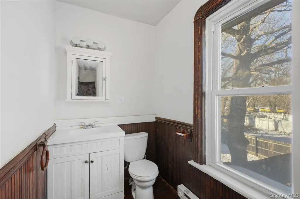 97 Maple Avenue Catskill NY 12414