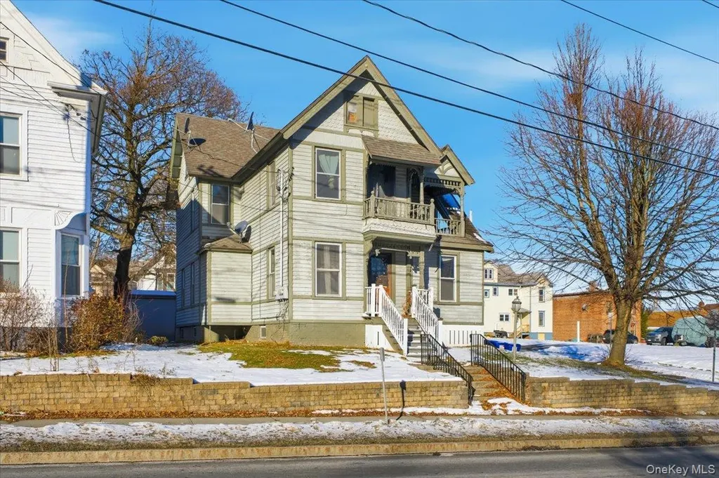 97 Maple Avenue Catskill NY 12414