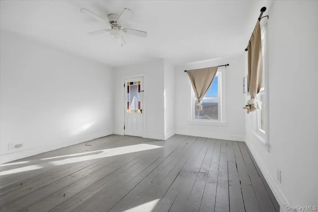 97 Maple Avenue Catskill NY 12414